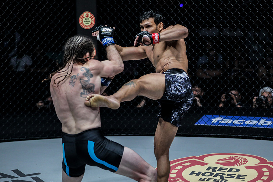 James Nakashima và trận thắng nhảm nhất lịch sử ONE Championship James Nakashima và trận thắng nhảm nhất lịch sử ONE Championship